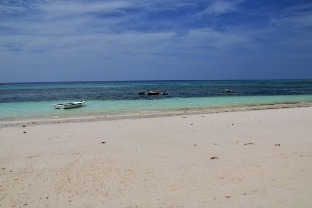 Foto nungwi es la playa de zanzíbar, tanzania