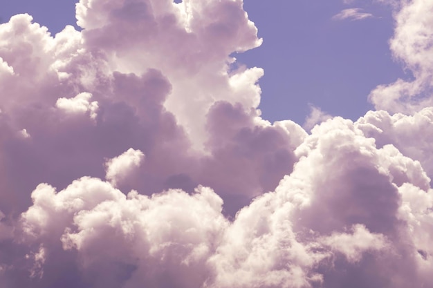 nuvens cumulonimbus no céu trovoadas