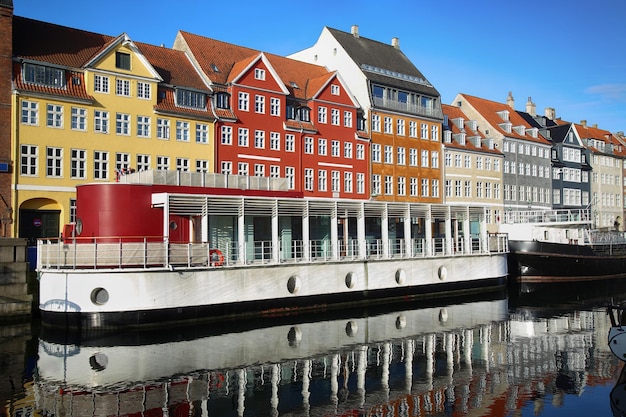 Nyhavn novo porto em Copenhaga Dinamarca