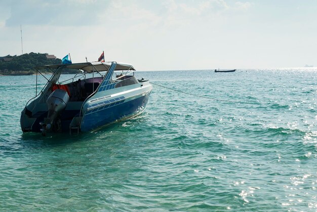 O barco na doca