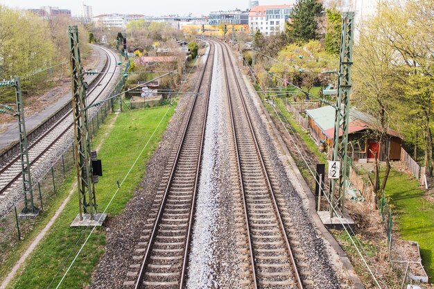 O caminho de ferro adiante