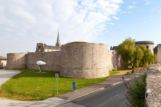 O Castelo de Pedro II em Guingamp