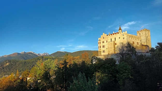 O castelo medieval de Bruneck