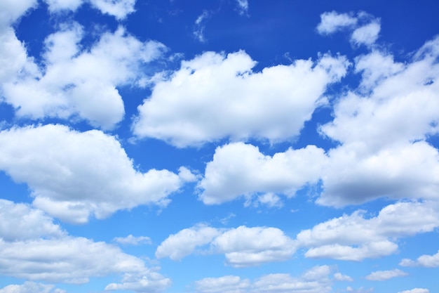 O céu azul pode ser usado como plano de fundo