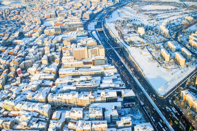 O Complexo de Compras e Entretenimento Sapphire abriu para o deck de observação público no último andar do edifício.