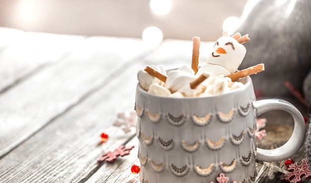 O conceito de cacau de Natal com marshmallows