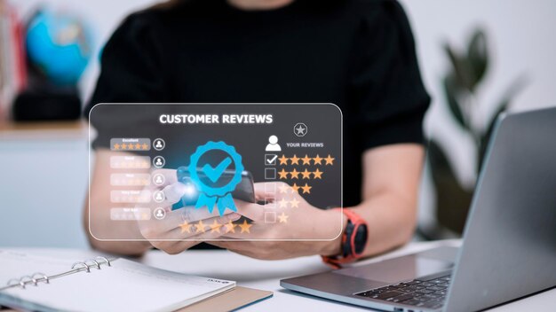 O conceito de pesquisa de feedback de satisfação do cliente do usuário dá classificação à experiência de serviço no serviço de aplicação on-line que leva ao ranking de reputação do negócio