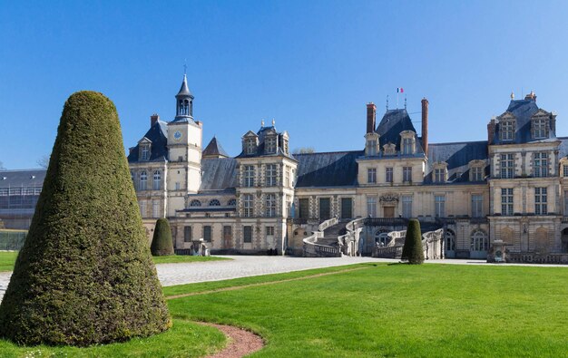 O famoso castelo real de Fontainebleau França