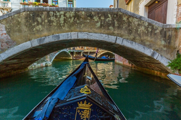 O famoso passeio de gôndola em Veneza