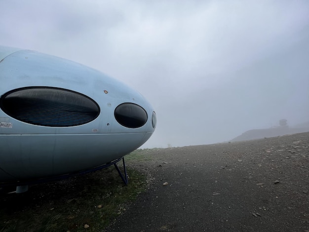 O hotel está na forma de um disco voador na montanha, UFO nas montanhas