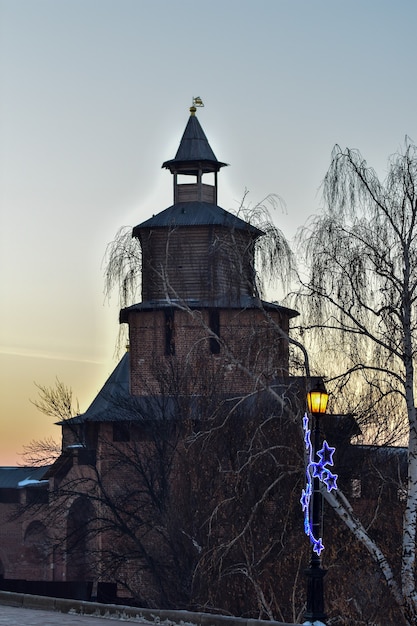 O Kremlin ao pôr do sol. Nizhny Novgorod