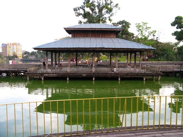 O lago em Yangon Rangoon Myanmar