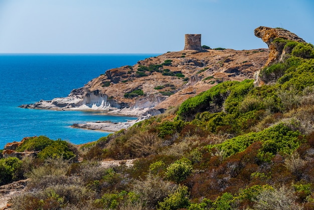 O litoral perto de Bosa