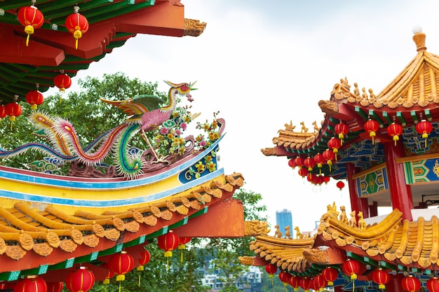 O majestoso templo chinês em estilo chinês tradicional.