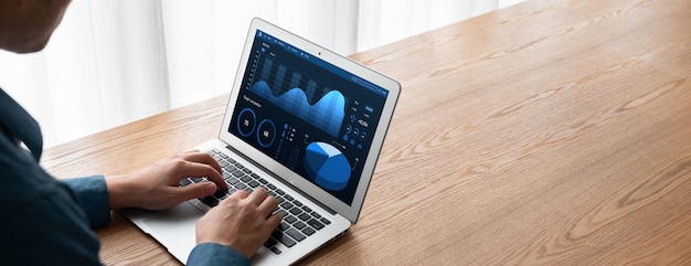 O painel de dados de negócios fornece análises de inteligência de negócios modernas