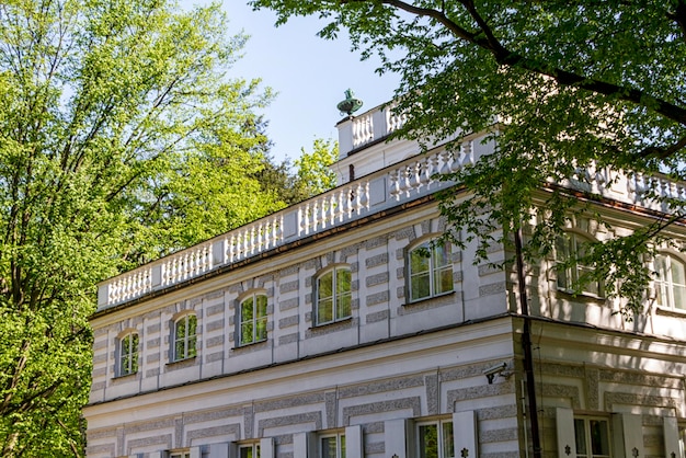 O palácio Lazienki no Parque Lazienki Varsóvia Lazienki Krolewskie