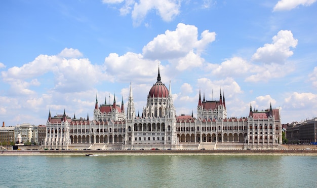 O Parlamento em Budapeste, Hungria