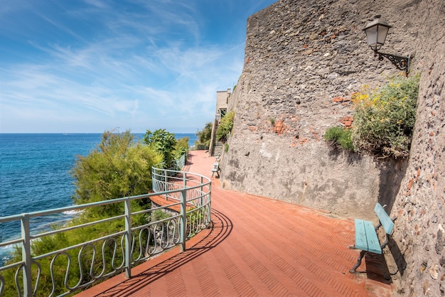 O passeio de nervi em genoa itália