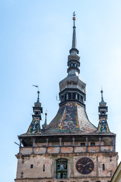 O portal da Torre do Relógio para Sighisoara Transilvânia Romênia