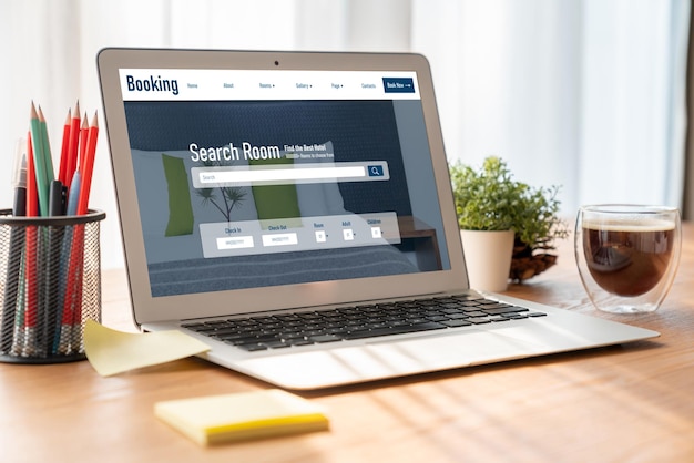 O site de reserva de alojamento de hotel on-line fornece um sistema de reserva moderno