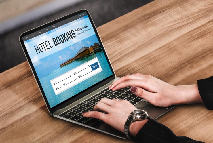 Foto o site de reserva de alojamento de hotel on-line fornece um sistema de reserva moderno