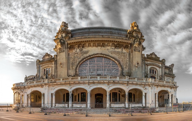 Foto o velho cassino em constanta, romênia