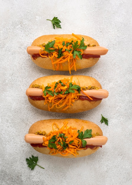 Oben Ansicht Hot Dogs mit Karotten