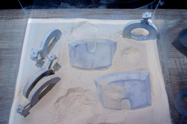 Foto objetos impressos em impressora 3d a partir de poliamida em pó em pó branco