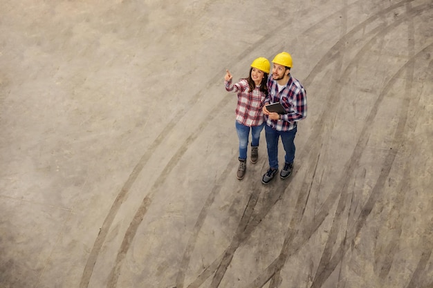 Observación del proyecto de construcción Aprendizaje a través de la práctica