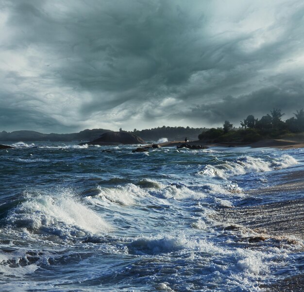 Foto océano en tormenta