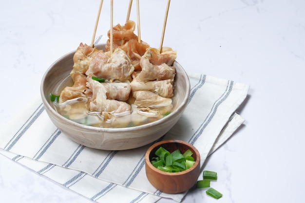 odeng ou Eomuk Guk bolo de peixe coreano estilo popular de comida de rua