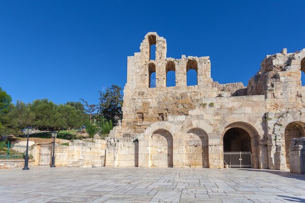 Foto odeo de herodes ático atenas acrópolis grecia