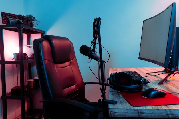 Offene Aufnahme eines professionellen Gaming-Setups