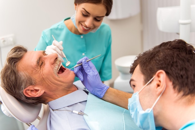 Oficina de dentista profesional