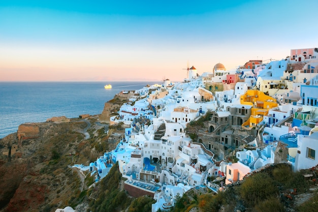 Oia ao pôr do sol, Santorini, Grécia