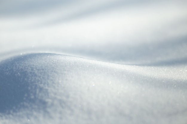 Ola blanca hecha por fondo de nieve