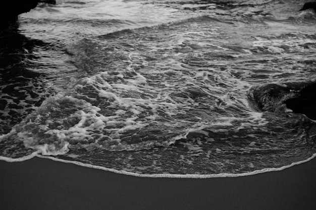 Foto las olas en la playa