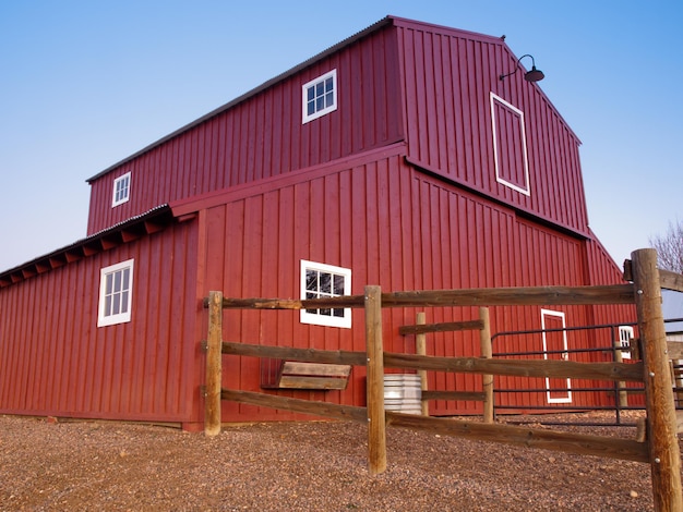 Old Red Barn no Lakewood Heritage Center, Colorado.