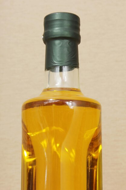 Olivenöl-Flaschen-Nahaufnahme