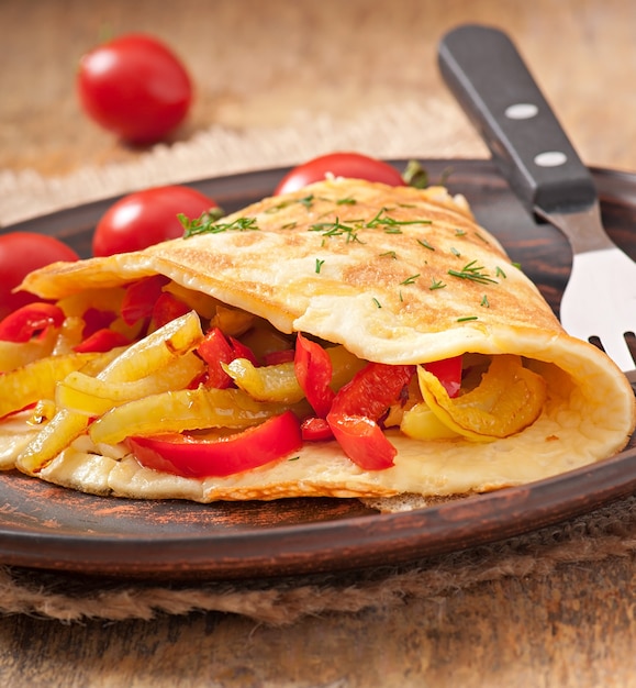 omelete com pimentos assados