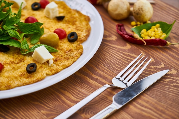 Omelete deliciosa com vegetais