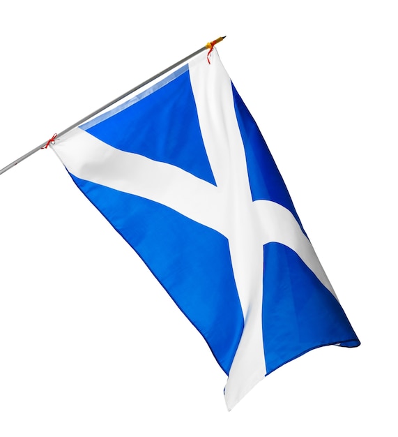 Ondeando la bandera nacional de Escocia aislado en blanco