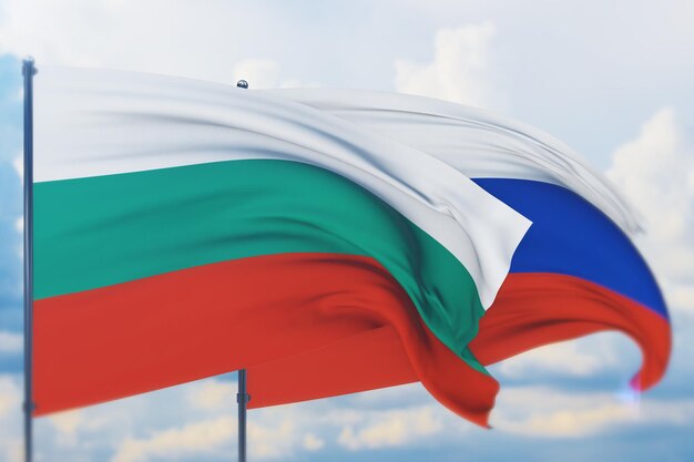 Ondeando la bandera rusa y la bandera de bulgaria vista de cerca d ilustración