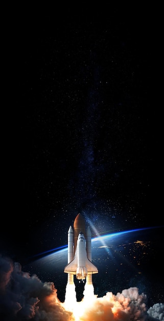 Ônibus espacial decola para o espaço Elementos desta imagem fornecidos pela NASA