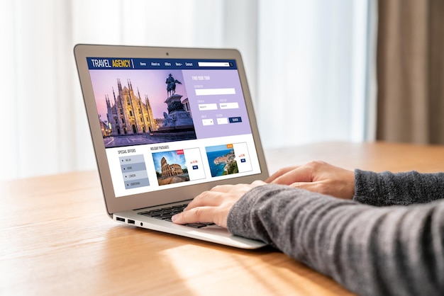 Online-Website von Reisebüros für modische Suche und Reiseplanung