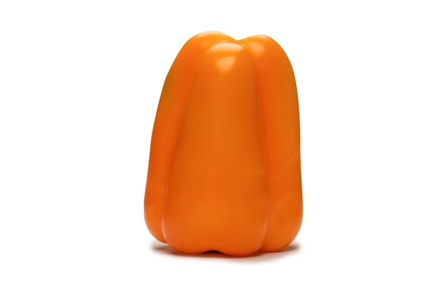 Orange Paprika isoliert auf weißem Hintergrund Ansicht von oben Kopieren Sie Platz
