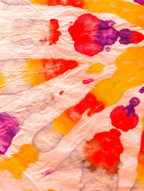 Orange und Red Tie Dye Spiral Background. Psychedelic Swirl Textile. Hippie Batic. Vibrant Haight San Francisco Swatch. Freedom Tieye Swirl. Boho Dyed Clothes. Reggae Aquarell-Effekt.