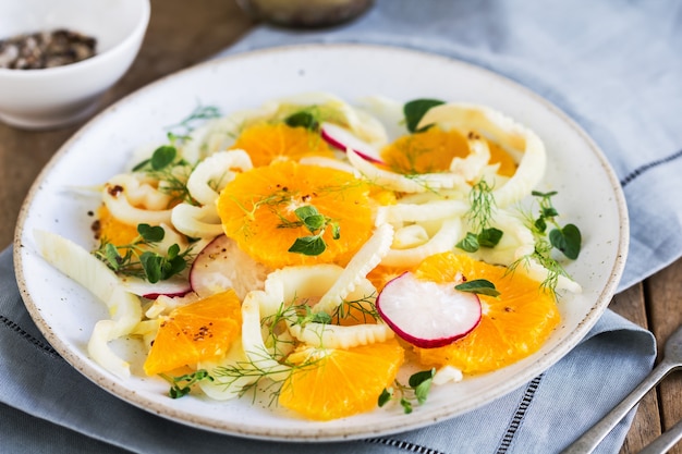 Orangen-Fenchel-Rettich-Salat von Vinaigrette