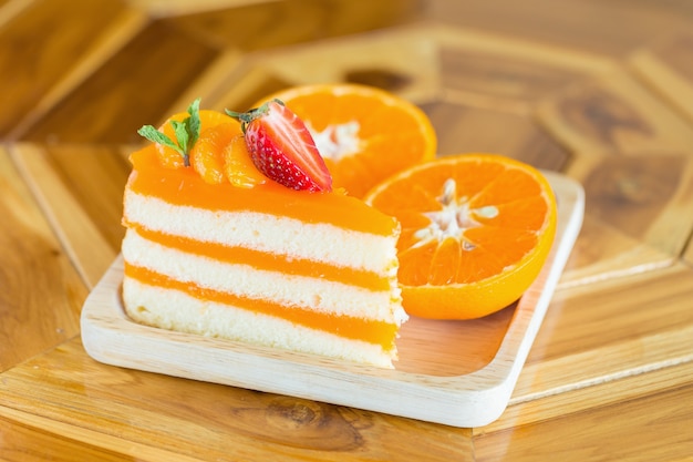 Orangenkuchen mit Orangenbelag