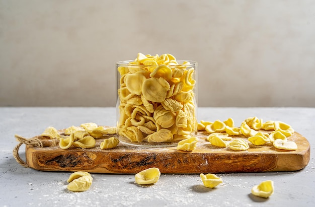 Las Orecchiette frescas son pastas típicas italianas de Puglia